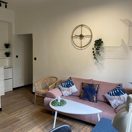 Przytulny I Nowoczesny Apartament Malgosi, 10 Min Pieszo Od Dworca I Galerii كاتوفيتسه المظهر الخارجي الصورة